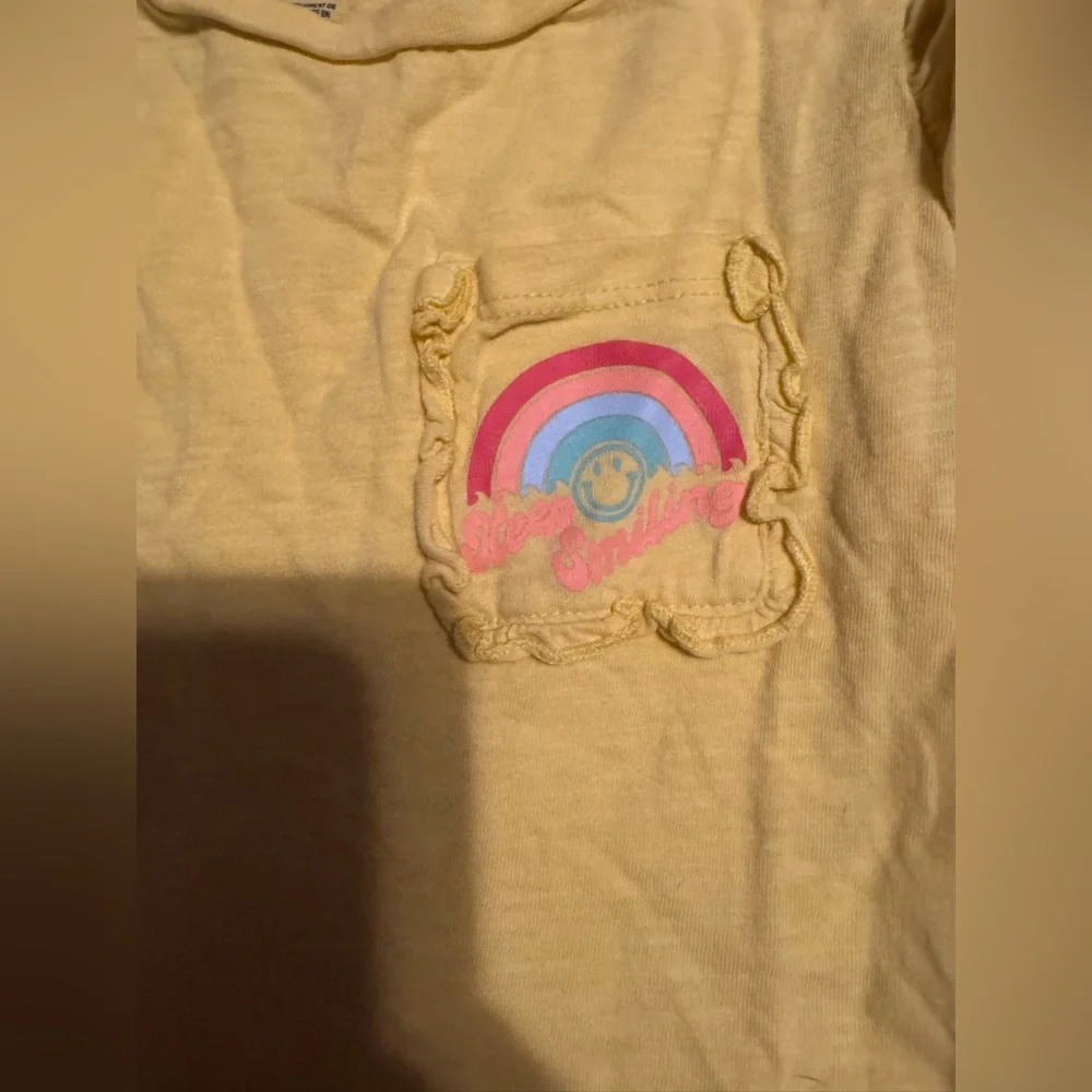 Girls lucky brand just smile tee 7/8 pastel shorts